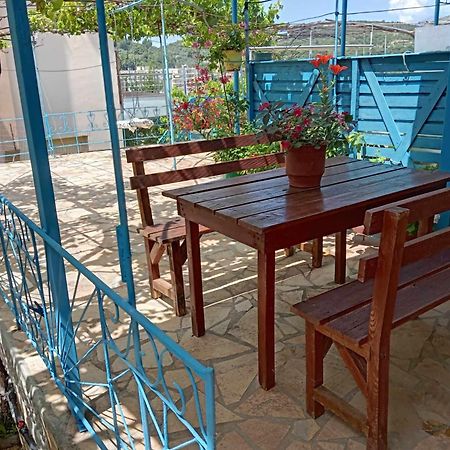 Hotel Relaxation Place Himarë Exterior foto